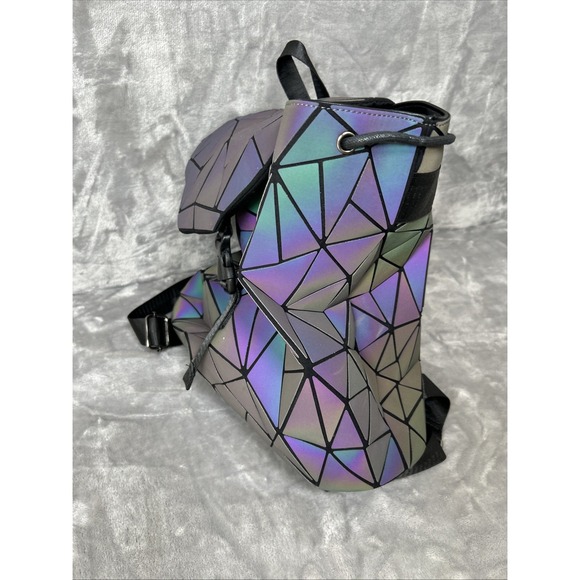 LUXSHE Geometric Iridescent Backpack Luminous Drawstring Backpack READ! - Picture 3 of 16